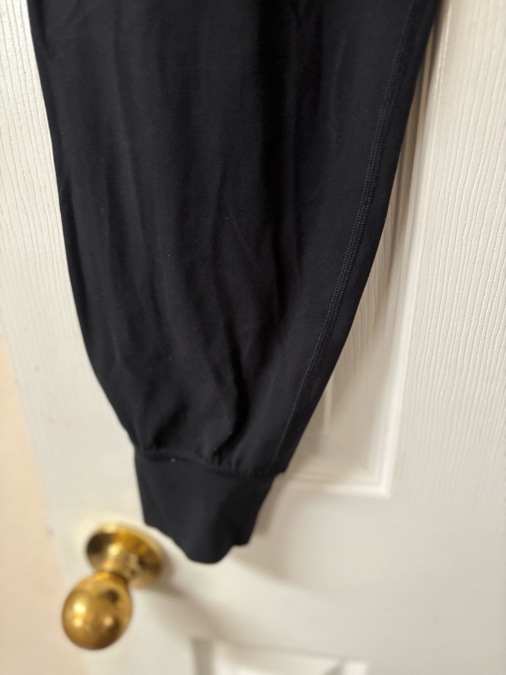 lululemon Athletica Align Mid Rise Black Joggers Size 6 Lightweight Nulu Fabric - Picture 13 of 14